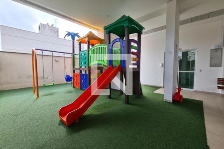 Apartamento à venda com 94m², 4 quartos e 2 vagasÁrea Comum - Playground