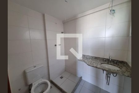 Apartamento à venda com 82m², 3 quartos e 2 vagas Apartamento à venda com 82m², 3 quartos e 2 vagasBanheiro Social