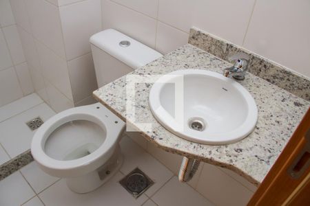 Apartamento à venda com 81m², 3 quartos e 2 vagasBanheiro Social 02