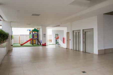 Apartamento à venda com 81m², 3 quartos e 2 vagasÁrea comum - Playground