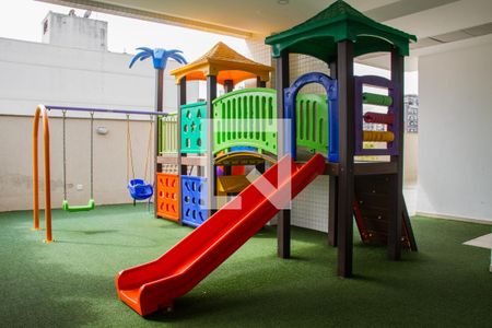 Apartamento à venda com 81m², 3 quartos e 2 vagasÁrea comum - Playground