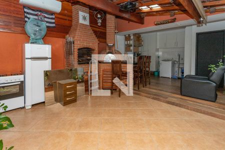 Casa à venda com 322m², 3 quartos e 2 vagasÁrea de lazer - churrasqueira