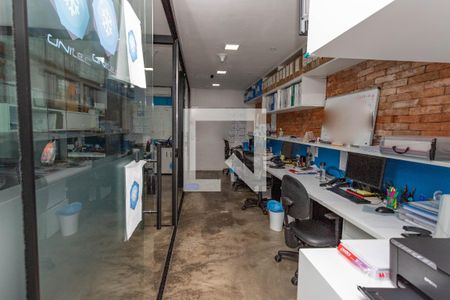 Casa à venda com 322m², 3 quartos e 2 vagasEscritório 