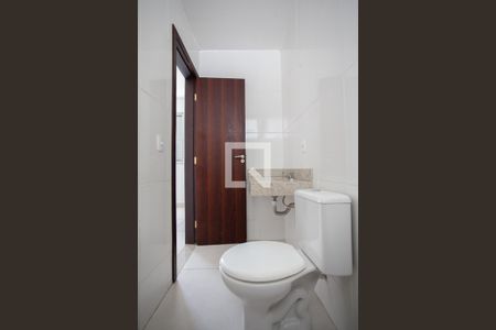 Apartamento para alugar com 80m², 2 quartos e 1 vaga Apartamento para alugar com 80m², 2 quartos e 1 vagaBanheiro da Suíte