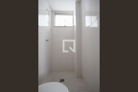 Apartamento para alugar com 80m², 2 quartos e 1 vaga Apartamento para alugar com 80m², 2 quartos e 1 vagaBanheiro da Suíte