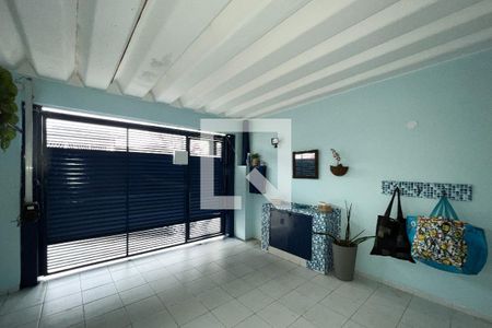 Casa à venda com 88m², 2 quartos e 1 vaga Casa à venda com 88m², 2 quartos e 1 vagaGaragem