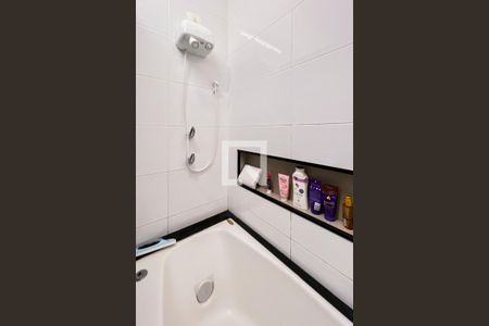 Casa à venda com 88m², 2 quartos e 1 vaga Casa à venda com 88m², 2 quartos e 1 vagaBanheiro