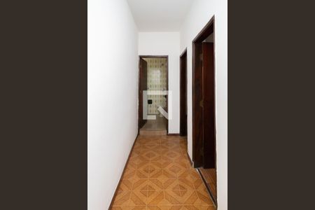 Casa à venda com 200m², 3 quartos e 3 vagas Casa à venda com 200m², 3 quartos e 3 vagasCorredor - Quartos