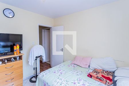 Quarto 2 de casa à venda com 3 quartos, 210m² em Parque Sao Domingos, São Paulo