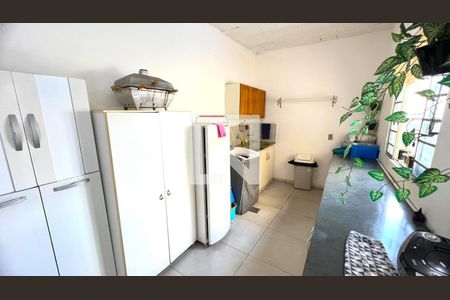 Casa à venda com 308m², 8 quartos e sem vaga Casa à venda com 308m², 8 quartos e sem vagaCozinha
