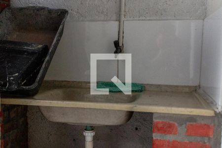 Casa à venda com 40m², 2 quartos e 1 vagaÁrea de Serviço