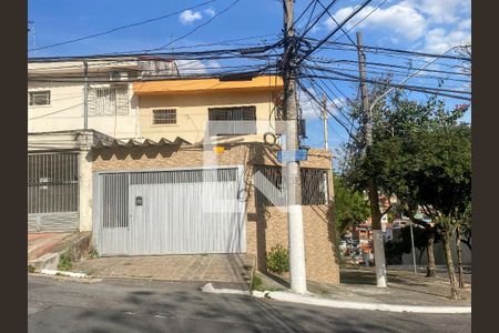 Casa à venda com 164m², 4 quartos e 3 vagasFachada