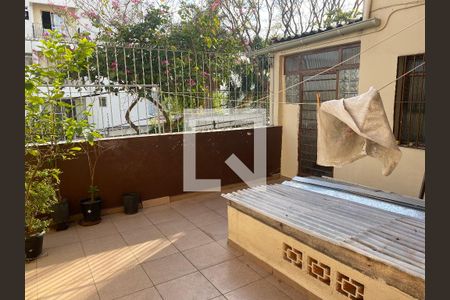 Casa à venda com 164m², 4 quartos e 3 vagasQuintal