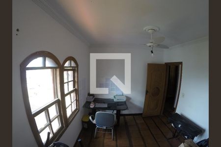 Casa à venda com 330m², 3 quartos e 3 vagasQuarto 1