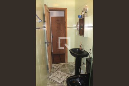 Casa à venda com 330m², 3 quartos e 3 vagasBanheiro da Suíte