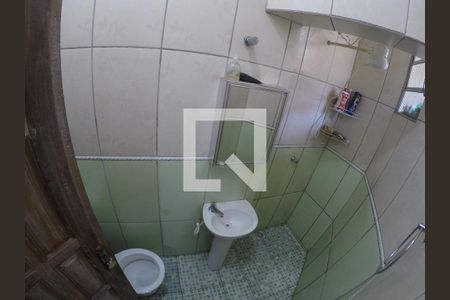 Casa à venda com 330m², 3 quartos e 3 vagasBanheiro