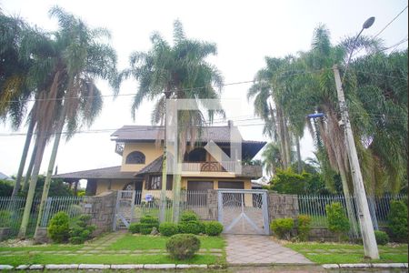 Casa à venda com 450m², 3 quartos e 2 vagasFachada