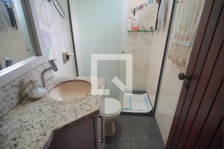 Casa à venda com 450m², 3 quartos e 2 vagasBanheiro 1