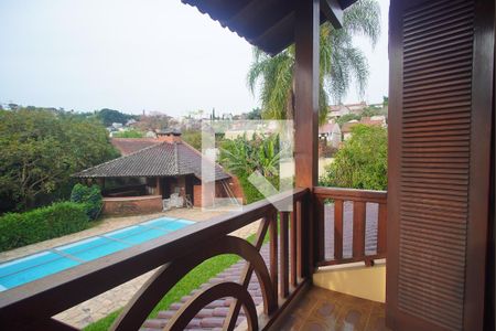 Casa à venda com 450m², 3 quartos e 2 vagasSacada do quarto 1