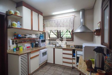 Casa à venda com 450m², 3 quartos e 2 vagasCozinha