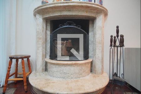 Casa à venda com 450m², 3 quartos e 2 vagasLareira 