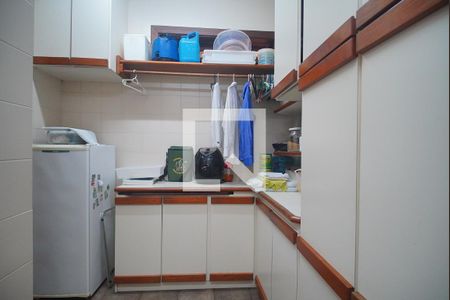 Casa à venda com 450m², 3 quartos e 2 vagasÁrea de Serviço