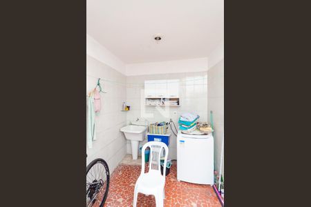 Casa à venda com 109m², 3 quartos e 1 vaga Casa à venda com 109m², 3 quartos e 1 vagaLavanderia