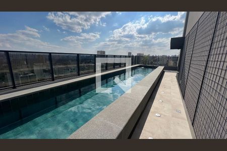 Studio para alugar com 19m², 1 quarto e sem vaga Studio para alugar com 19m², 1 quarto e sem vagaÁrea comum - Piscina