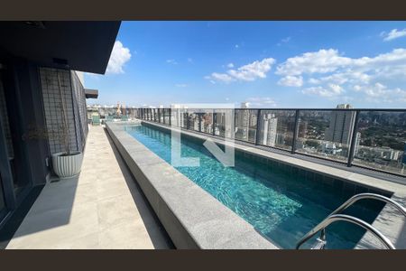 Studio para alugar com 19m², 1 quarto e sem vaga Studio para alugar com 19m², 1 quarto e sem vagaÁrea comum - Piscina