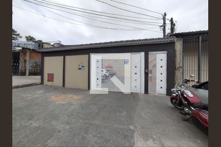 Casa de condomínio à venda com 56m², 2 quartos e 1 vaga Casa de condomínio à venda com 56m², 2 quartos e 1 vagaFachada