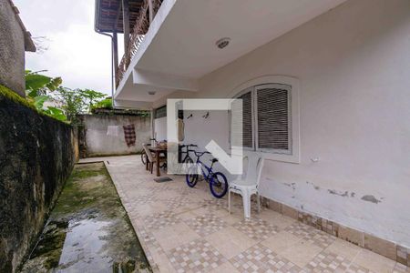 Casa de condomínio à venda com 290m², 3 quartos e 3 vagas Casa de condomínio à venda com 290m², 3 quartos e 3 vagasQuintal