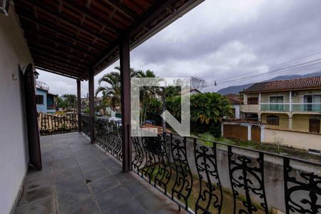 Casa de condomínio à venda com 290m², 3 quartos e 3 vagas Casa de condomínio à venda com 290m², 3 quartos e 3 vagasVaranda Suíte