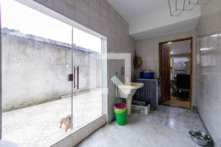 Casa de condomínio à venda com 290m², 3 quartos e 3 vagas Casa de condomínio à venda com 290m², 3 quartos e 3 vagasÁrea de Serviço