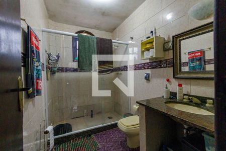 Casa de condomínio à venda com 290m², 3 quartos e 3 vagas Casa de condomínio à venda com 290m², 3 quartos e 3 vagasBanheiro