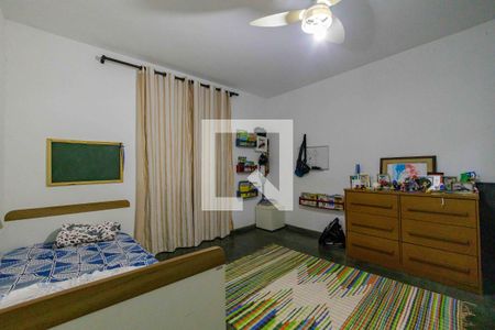 Casa de condomínio à venda com 290m², 3 quartos e 3 vagas Casa de condomínio à venda com 290m², 3 quartos e 3 vagasQuarto 1