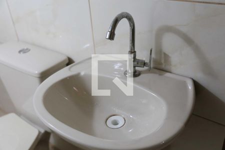 Casa à venda com 320m², 4 quartos e 1 vaga Casa à venda com 320m², 4 quartos e 1 vagaBanheiro