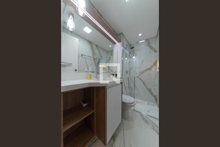 Apartamento à venda com 69m², 3 quartos e 2 vagas Apartamento à venda com 69m², 3 quartos e 2 vagasBanheiro Social
