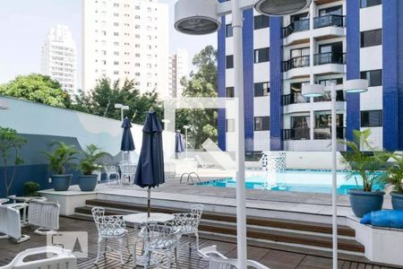Apartamento à venda com 69m², 3 quartos e 2 vagas Apartamento à venda com 69m², 3 quartos e 2 vagasPiscina