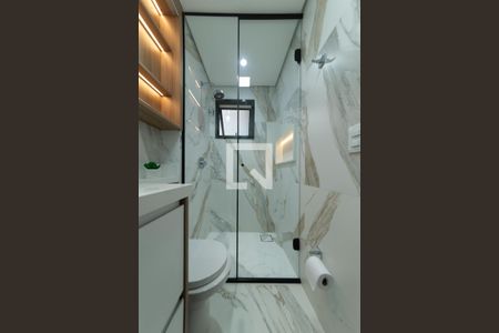 Apartamento à venda com 69m², 3 quartos e 2 vagas Apartamento à venda com 69m², 3 quartos e 2 vagasBanheiro da Suíte