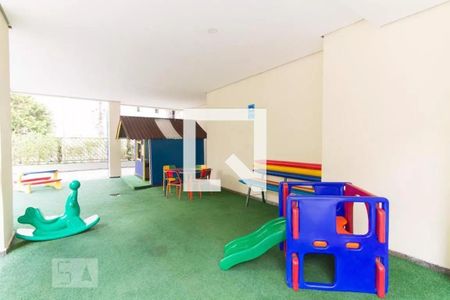 Apartamento à venda com 69m², 3 quartos e 2 vagas Apartamento à venda com 69m², 3 quartos e 2 vagasPlayground