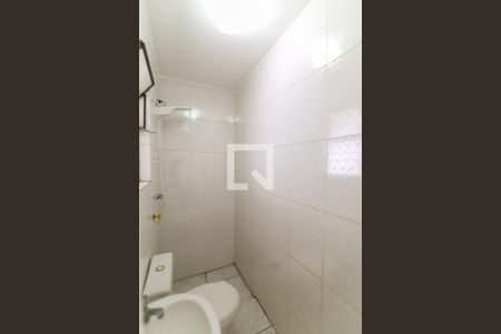 Casa à venda com 463m², 4 quartos e 6 vagas Casa à venda com 463m², 4 quartos e 6 vagasBanheiro de Serviço