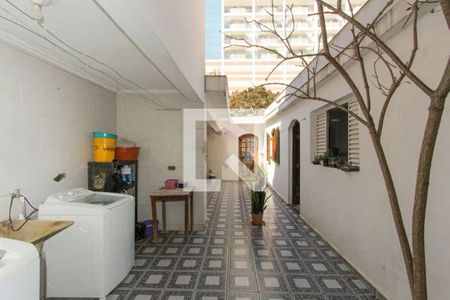 Casa à venda com 200m², 2 quartos e 2 vagas
