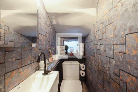 Casa à venda com 152m², 3 quartos e 2 vagas Casa à venda com 152m², 3 quartos e 2 vagasLavabo