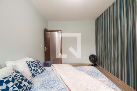 Casa à venda com 152m², 3 quartos e 2 vagas Casa à venda com 152m², 3 quartos e 2 vagasSuíte