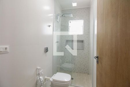 Casa à venda com 152m², 3 quartos e 2 vagas Casa à venda com 152m², 3 quartos e 2 vagasBanheiro Suíte