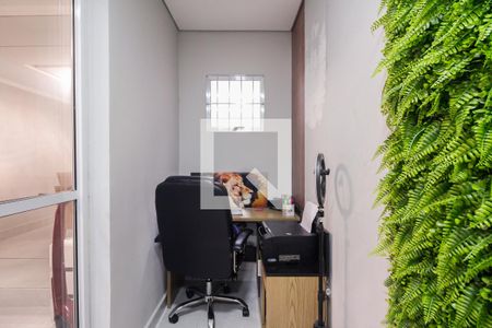 Casa à venda com 152m², 3 quartos e 2 vagas Casa à venda com 152m², 3 quartos e 2 vagasEscritório