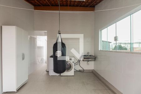 Casa à venda com 152m², 3 quartos e 2 vagas Casa à venda com 152m², 3 quartos e 2 vagasÁrea de Serviço e Terraço