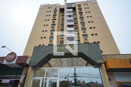 Apartamento à venda com 67m², 2 quartos e 1 vagaFachada e portaria