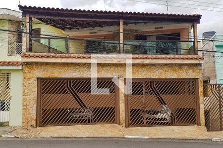 Casa à venda com 225m², 3 quartos e 5 vagasFachada