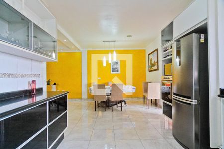 Casa à venda com 225m², 3 quartos e 5 vagasCozinha